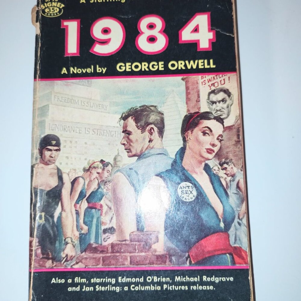1984 By Geoge Orwell A Signet Book (AS IS)